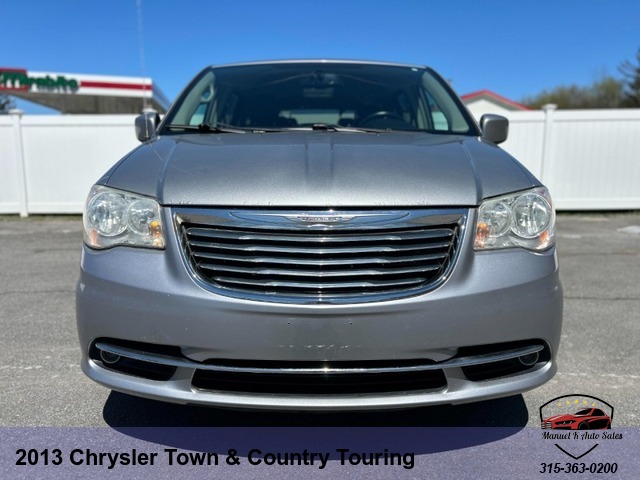 2013 Chrysler Town & Country Touring